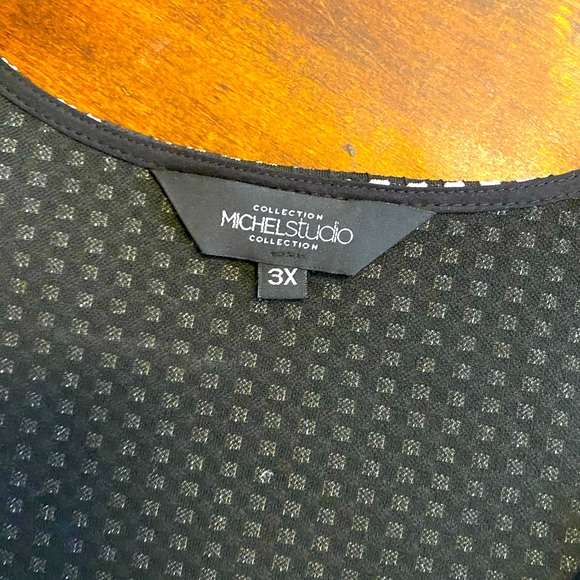 Sleeveless A-Line Dress - Picture 2 of 4